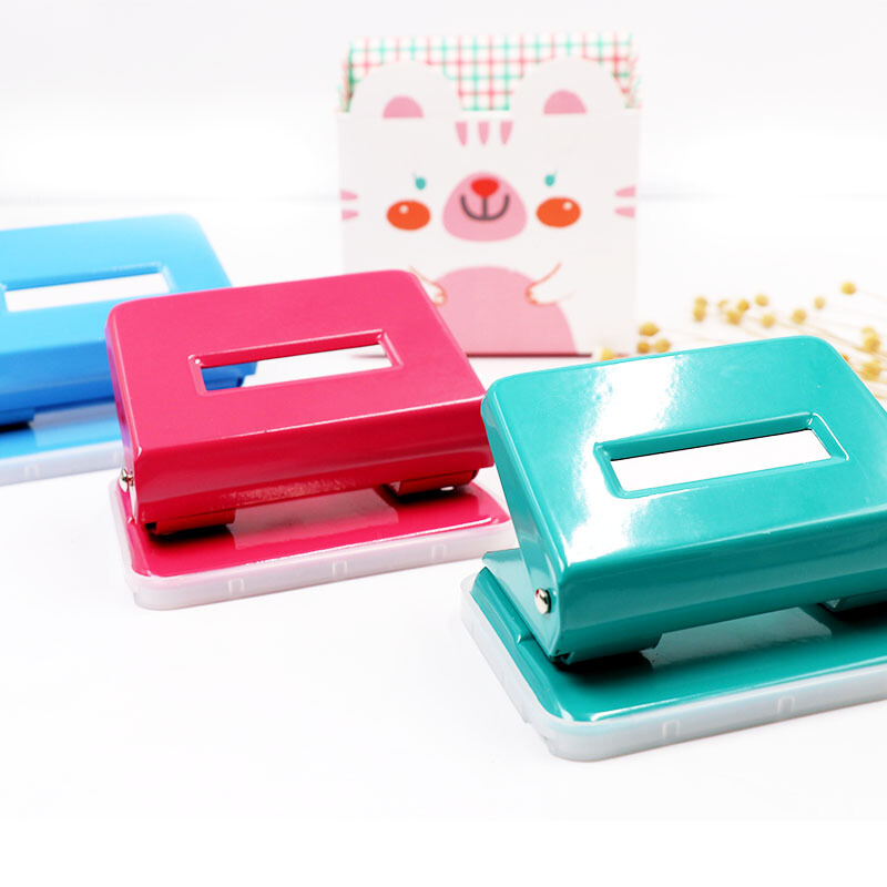 益而高（Eagle） 837 二孔打孔機(jī) 辦公型打孔器帶刻度(紅色)_http://bzsa.cn/img/images/C201903/1552009222690.jpg