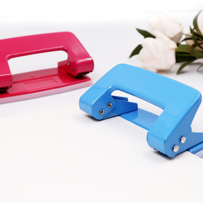 益而高（Eagle） 837 二孔打孔機(jī) 辦公型打孔器帶刻度(藍(lán)色)_http://bzsa.cn/img/images/C201903/1552009274653.jpg