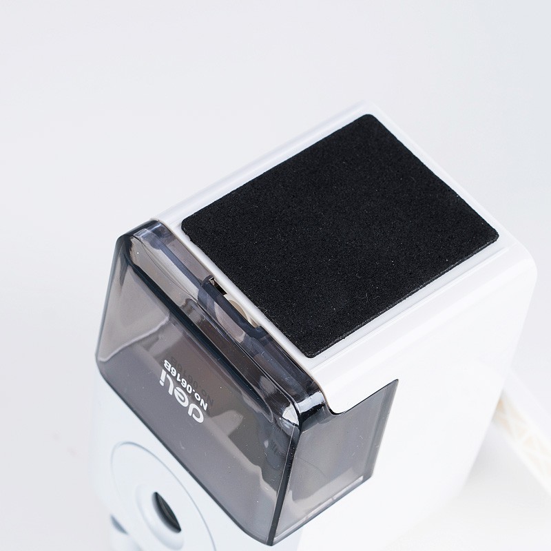 得力削筆器 得力0616B手搖卷筆刀_http://bzsa.cn/img/images/C202007/1595387631475.jpg