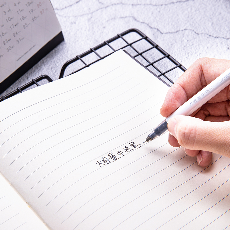 得力（deli）A426 全針管中性筆 黑色簽字筆 0.5mm 12支/盒_http://bzsa.cn/img/images/C202009/1599208343625.jpg