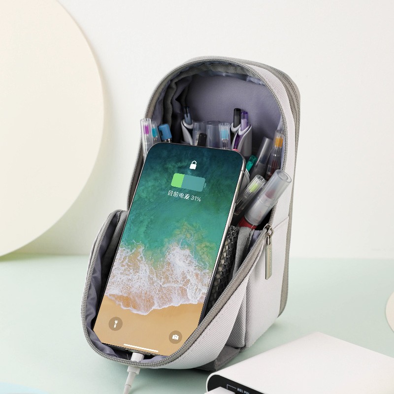 國譽（KOKUYO）學生文具袋手機站立式滌綸筆袋 淺灰 大號90*75(+20)*175mm WSG-PC173LM_http://bzsa.cn/img/images/C202110/1634280074333.jpg