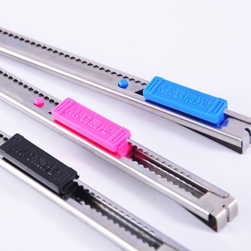 晨光（M&G） ASS91314 金屬美工刀 裁紙刀 壁紙刀 顏色隨機_http://bzsa.cn/img/sp/142/4c545bfa-2d6d-412e-b91f-ec9eea6b2526.jpg