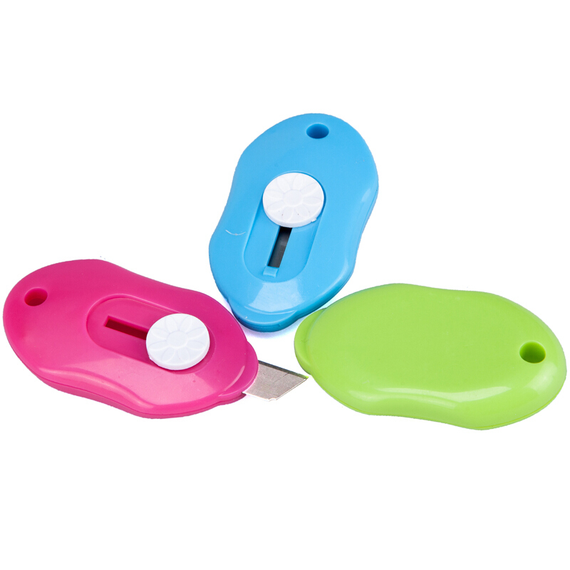 齊心（COMIX） B2850 9mm迷你美工刀壁紙刀顏色隨機(jī)_http://bzsa.cn/img/sp/142/748f777d-acc6-4610-acb8-5dd159d2af20.jpg