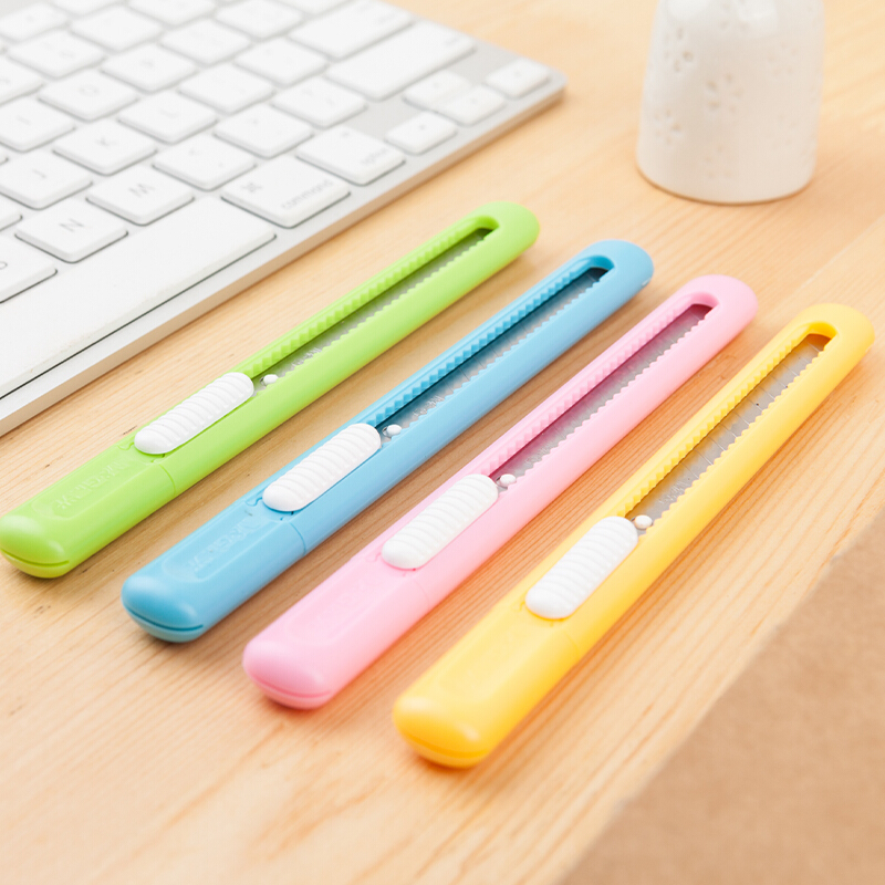 晨光（M&G） ASS91462 多彩時(shí)尚OPP袋裝美工刀_http://bzsa.cn/img/sp/142/ada05853-9978-4f18-b224-aa681609102e.jpg