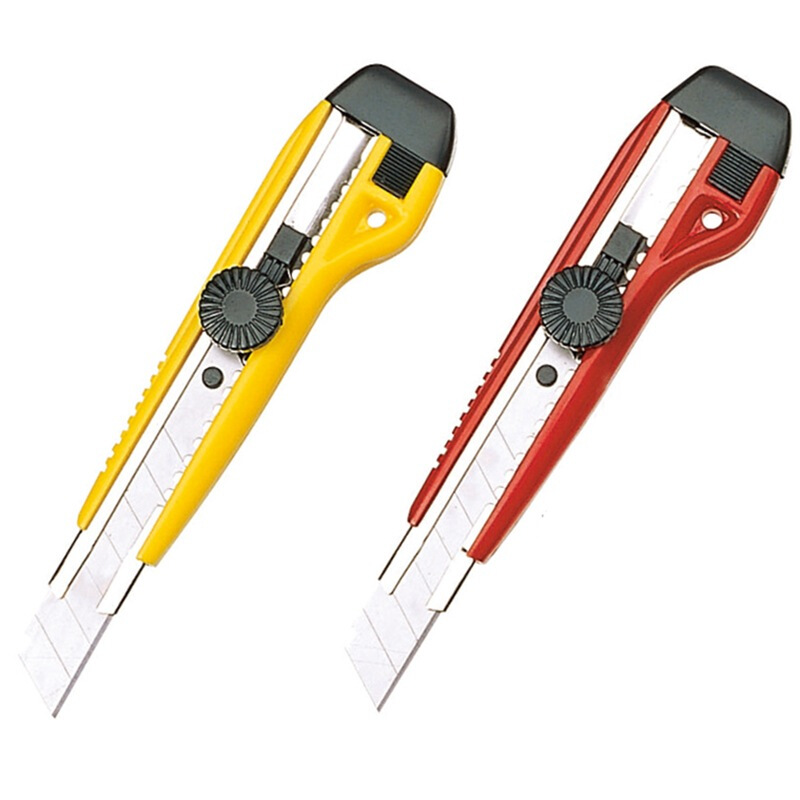 齊心（COMIX） B2804 18mm大號加強定位美工刀 壁紙刀顏色隨機_http://bzsa.cn/img/sp/142/c019b2fe-b9b8-448c-9b46-eed7047cad6a.jpg