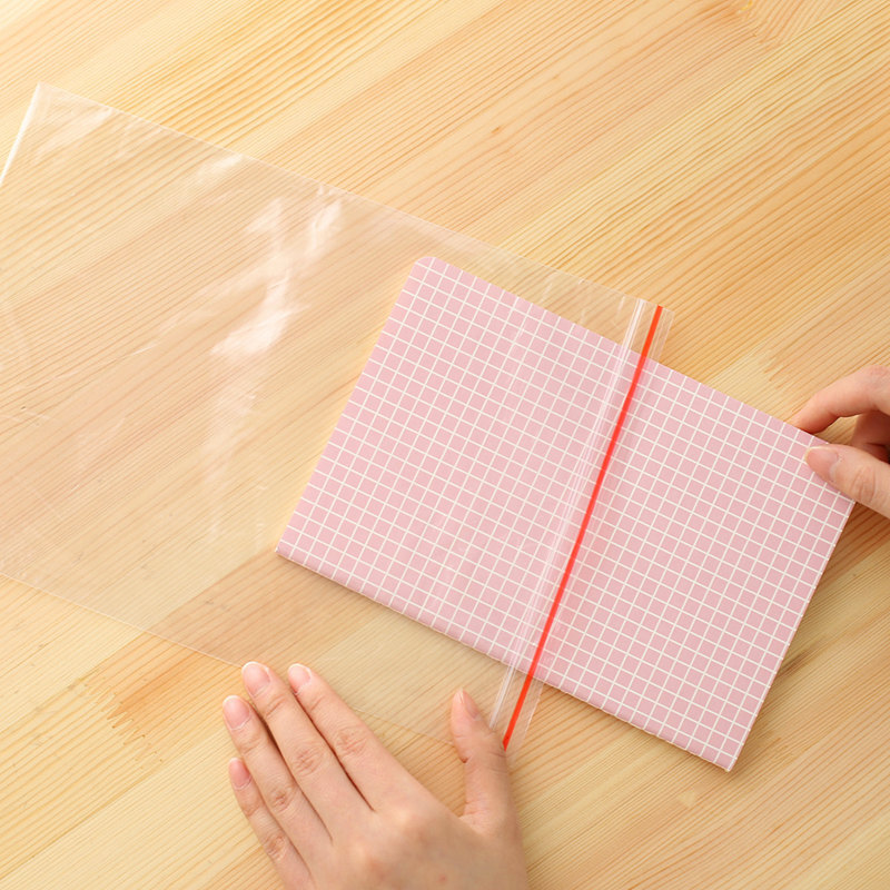 得力（deli） 3028 自封袋(透明)-9號(hào)(100個(gè)/包)280ｘ200mm0.04mm_http://bzsa.cn/img/sp/206/579cfe46-a79b-4eaa-958c-1d27eb77792d.jpg