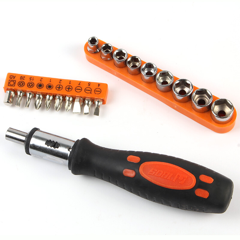 圣德保羅（SDBL） SD-008-A 40件套實(shí)用禮品型工具組合 工具箱鉻釩鋼家用五金_http://bzsa.cn/img/sp/2146/97ec7ef1-cbc2-48ff-8e8b-5f990fa78e2b.jpg