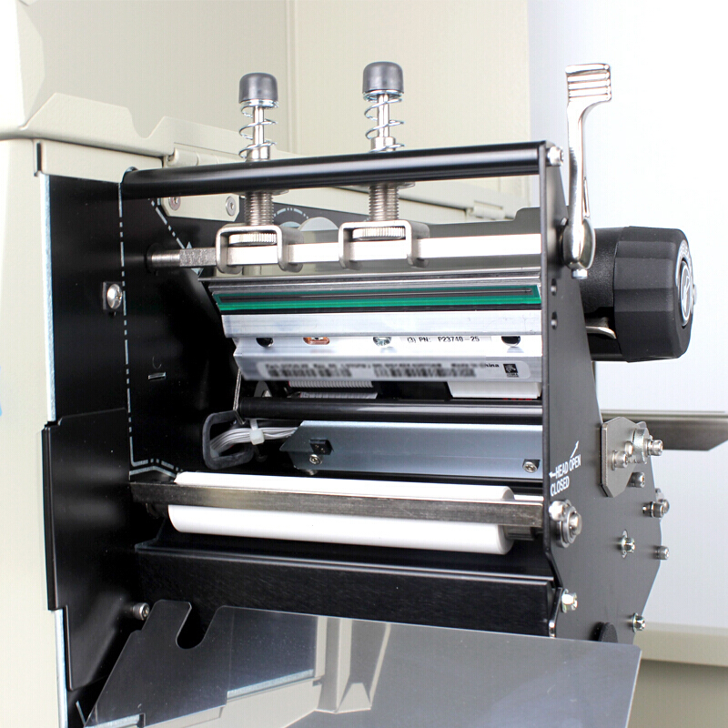 斑馬（ZEBRA） 105SL PLUS 工業(yè)型條碼打印機(jī) 二維碼標(biāo)簽打印機(jī) (203dpi) _http://bzsa.cn/img/sp/218/56cbee4a-459f-4899-bd16-4dcb8278344b.jpg