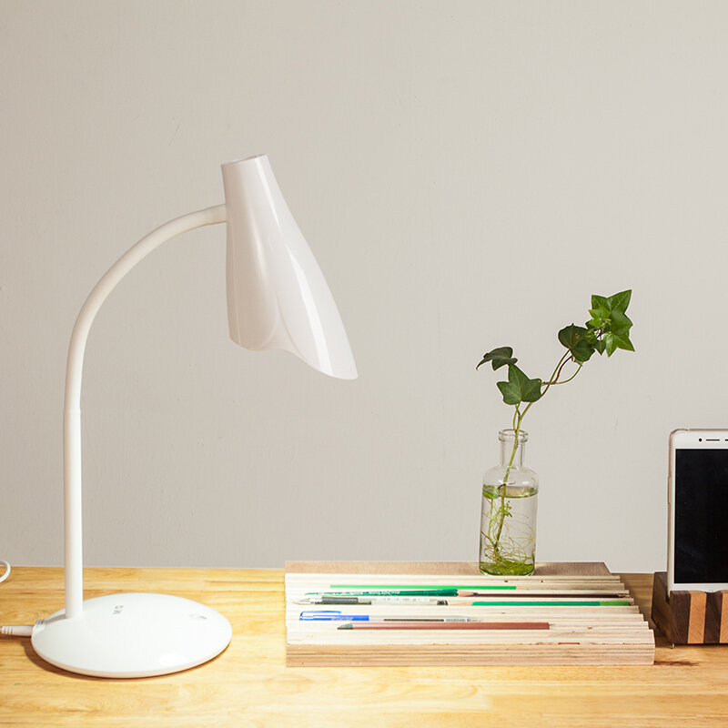 晨光（M&G） AEA98527 臺燈LED雙模式鋰電觸控護(hù)眼_http://bzsa.cn/img/sp/418/a923239c-1675-449f-904b-616f699f4180.jpg