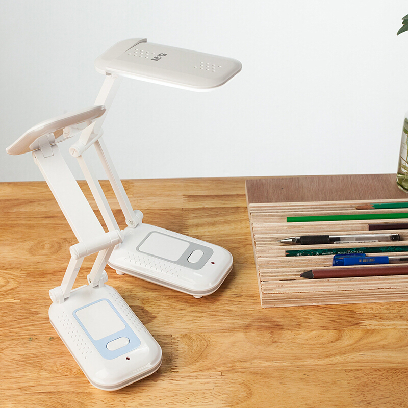 晨光（M&G） AEA98520 臺(tái)燈LED雙功能折疊_http://bzsa.cn/img/sp/418/b3769282-b88c-4cad-9087-296a97573c06.jpg