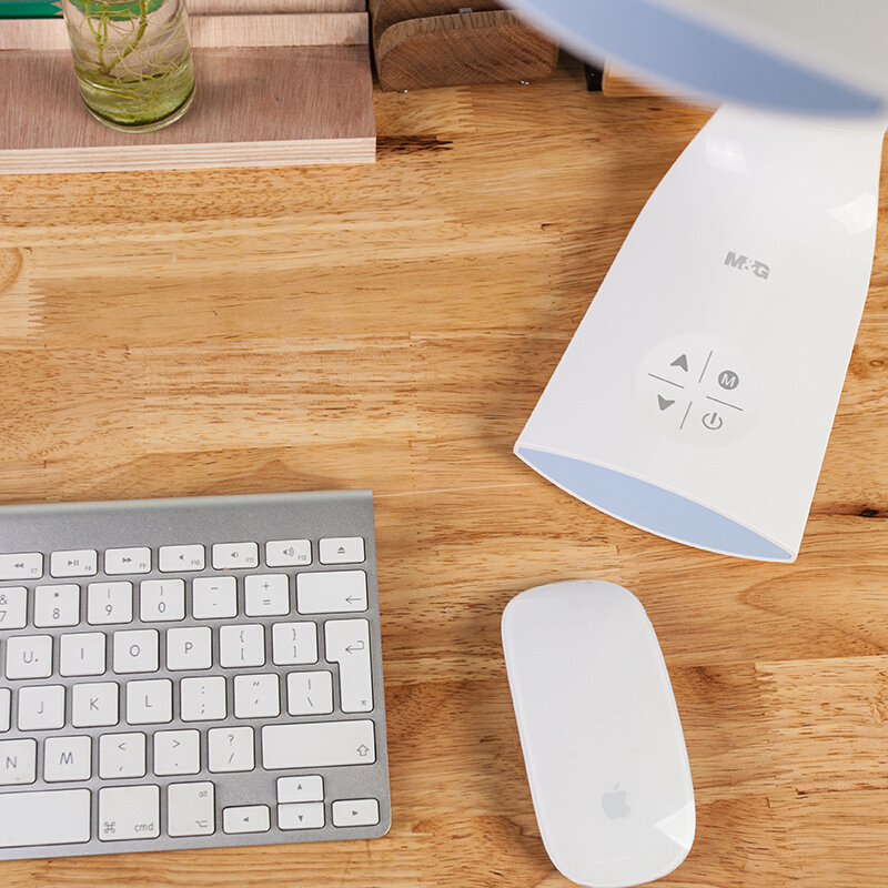 晨光（M&G） AEA98530 臺燈LED暖白光觸控護眼_http://bzsa.cn/img/sp/418/c6e817ca-47ff-4d12-bd09-4bcfaf9ea90c.jpg