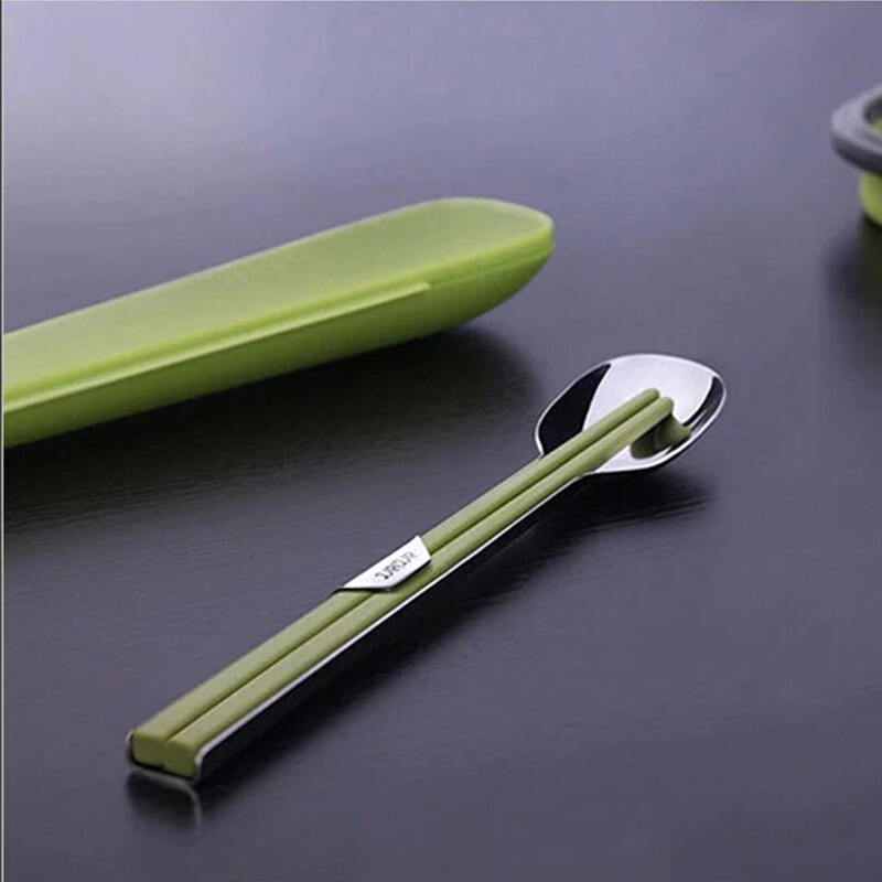 Artiart CARR072 創(chuàng)意餐具套裝/一勺一筷（綠色）_http://bzsa.cn/img/sp/437/2914f1d4-0956-4221-8f20-8ea24315e53a.jpg