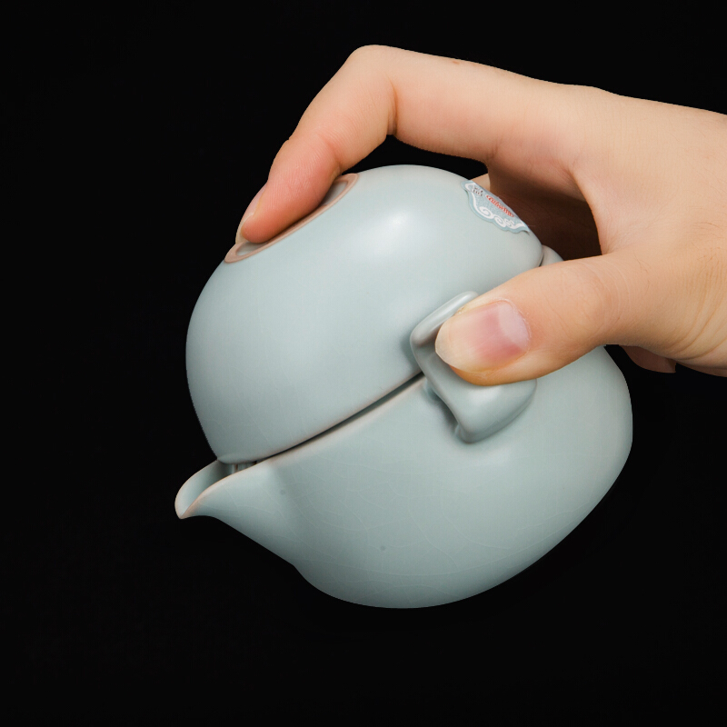 東道汝窯 功夫茶具套裝 禪意旅行茶具套裝/1茶側(cè)2杯（天青色）_http://bzsa.cn/img/sp/437/b8fb42ae-b931-4db0-9a5d-cc1280f1558d.jpg