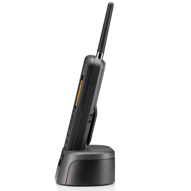 摩托羅拉（Motorola） O202C 電話(huà)機(jī) 遠(yuǎn)距離數(shù)字無(wú)繩套裝 橙色背光電話(huà)簿中英文顯示菜單可擴(kuò)展 無(wú)線(xiàn)座機(jī) （黑色）_http://bzsa.cn/img/sp/764/452d57fc-271f-4a16-8d03-8c9971cc7aef.jpg